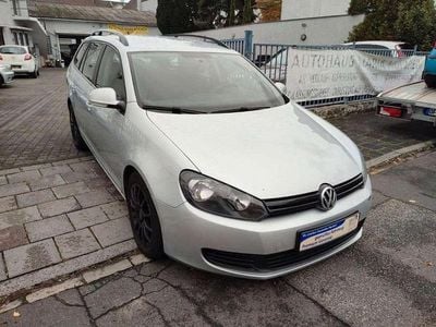 Gebraucht VW Golf VI Trendline 105 PS (77 kW) 2011 Reflexsilber metallic Kleinwagen