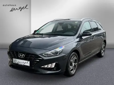 Gebraucht Hyundai i30 Edition 30 120 PS (88 kW) 2023 Dark knight / mic Kombi