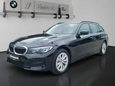 Gebraucht BMW 330e Advantage 292 PS (214 kW) 2021 Schwarz uni Kombi