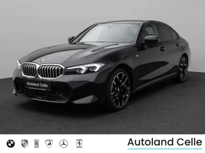 Gebraucht BMW 330e M Sport 292 PS (214 kW) 2025 Saphirschwarz metallic475schwarz Limousine