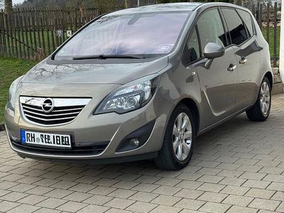 Gebraucht Opel Meriva Innovation 102 PS (75 kW) 2010 Braun Van / Kleinbus