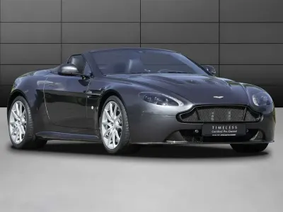 Gebraucht Aston Martin V12 Vantage 574 PS (422 kW) 2016 Grau Cabrio