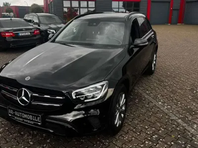 Gebraucht Mercedes GLC220 Night 194 PS (142 kW) 2021 Schwarz/baltic black SUV