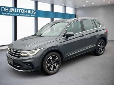 Grau Gebraucht 2023 VW Tiguan Elegance SUV | 26.480 € (Superpreis)