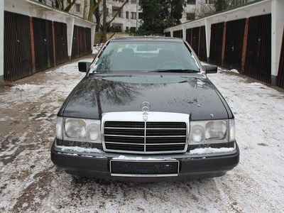 Gebraucht Mercedes 230 132 PS (97 kW) 1992 Schwarz Coupé