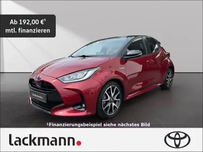 Gebraucht Toyota Yaris Style 116 PS (85 kW) 2021 Tokiorot/mysticschwarz Kleinwagen
