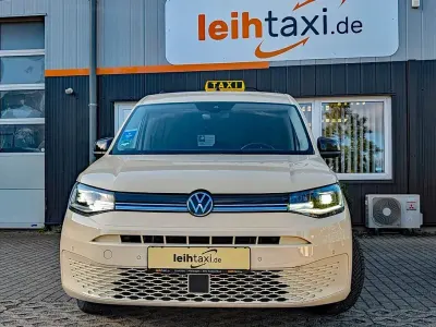 Gebraucht VW Caddy Maxi S 122 PS (89 kW) 2025 Beige Van / Kleinbus