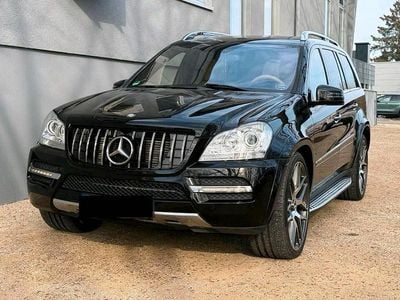 Second-hand Mercedes GL450 AMG 306 CP (225 kW) 2010 Negru SUV