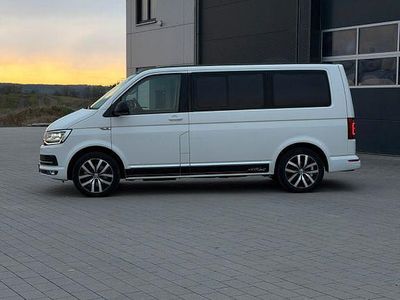 Gebraucht VW Multivan 204 PS (150 kW) 2016 Weiß Van / Kleinbus