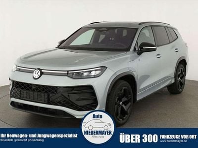 Neu VW Tayron R-line 204 PS (150 kW) 2026 Oyster silver metallic SUV