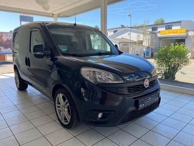 Usata Fiat Doblò 135 CV (99 kW) 2015 Nero Monovolume