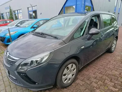 Gebraucht Opel Zafira Tourer Selection 120 PS (88 kW) 2016 Grau Van / Kleinbus