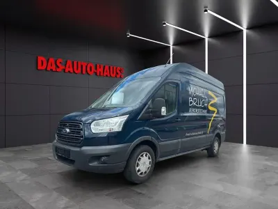 Gebraucht Ford Transit Trend 170 PS (125 kW) 2017 Blau Van / Kleinbus