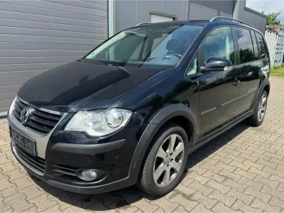Gebraucht VW Touran Cross 140 PS (102 kW) 2008 Schwarz Van / Kleinbus