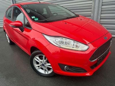 Rot Gebraucht 2016 Ford Fiesta Celebration Limousine | 6.150 € (Fairer Preis)