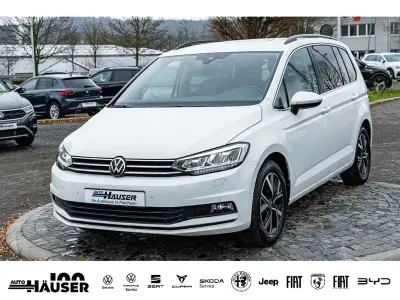 Gebraucht VW Touran Highline 150 PS (110 kW) 2021 Weiss Van / Kleinbus