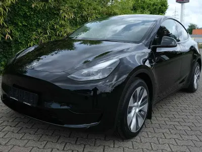 Gebraucht Tesla Model Y RWD 255 kW (347 PS) 2023 Schwarz SUV