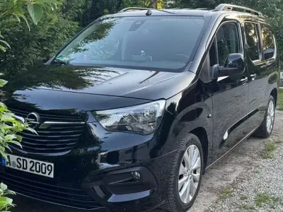 Gebraucht Opel Combo Life Ultimate 131 PS (96 kW) 2022 Schwarz Van / Kleinbus