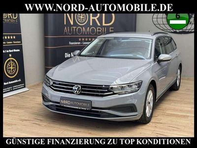 Gebraucht VW Passat 150 PS (110 kW) 2023 Mondsteingrau Kombi
