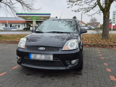 Gebraucht Ford Fiesta 80 PS (58 kW) 2008 Schwarz Kleinwagen