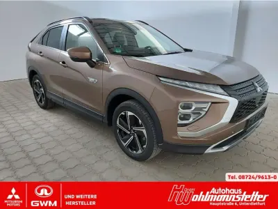 Gebraucht Mitsubishi Eclipse Cross Plus 188 PS (138 kW) 2022 Braun SUV