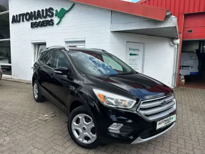 Gebraucht Ford Kuga 120 PS (88 kW) 2017 Schwarz SUV
