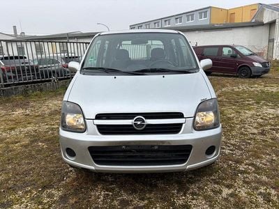 Grau Gebraucht 2005 Opel Agila Kleinwagen | 1.500 € (Fairer Preis)