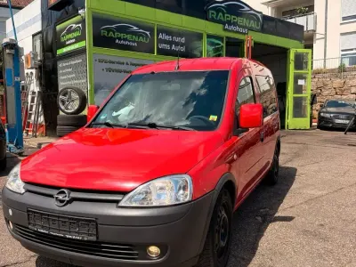 Gebraucht Opel Combo 94 PS (69 kW) 2008 Rot Van / Kleinbus