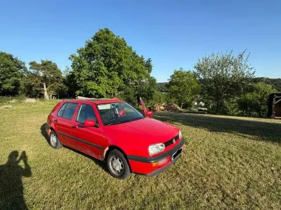 Gebraucht VW Golf III 75 PS (55 kW) 1996 Rot Limousine