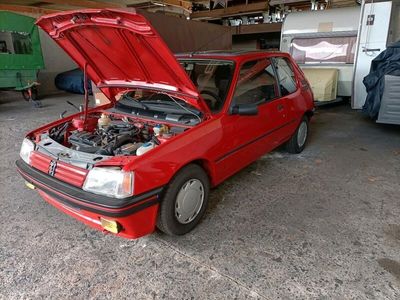 gebraucht Peugeot 205 XS