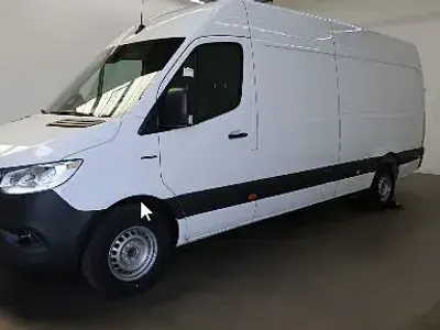 Gebraucht Mercedes 420 150 kW (204 PS) 2025 Arktikweiß Van / Kleinbus