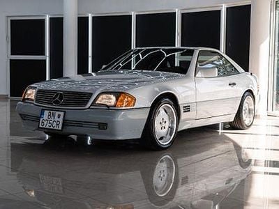 Weiß Gebraucht 1990 Mercedes SL300 Cabrio | 15.700 €