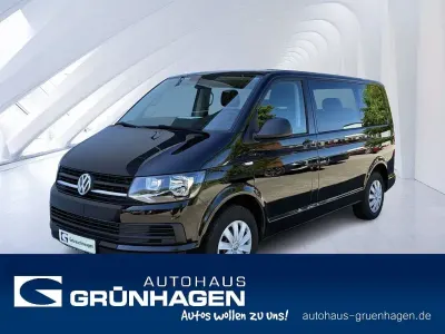 Używany VW Multivan Trendline 150 KM (110 kW) 2019 Czarny Minivan