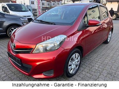 Gebraucht Toyota Yaris Life 69 PS (50 kW) 2011 Rot Kleinwagen
