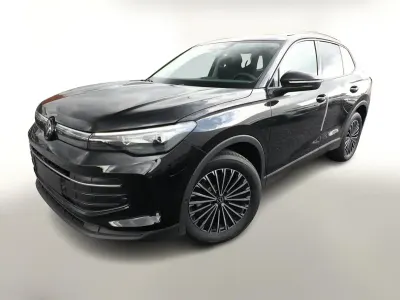 Uusi VW Tiguan IQ Drive 150 HP (110 kW) 2026 Harmaa Katumaasturi
