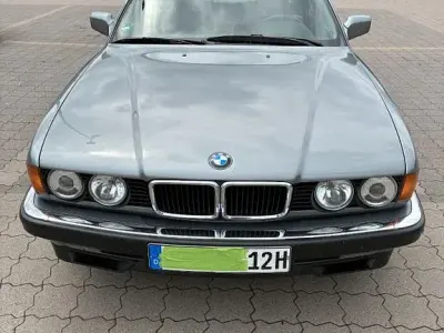 Gebraucht BMW 730 218 PS (160 kW) 1992 Silber Limousine