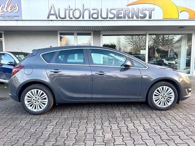 Grau Gebraucht 2014 Opel Astra Exklusiv Limousine | 4.750 € (Guter Preis)
