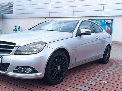 Mercedes C220