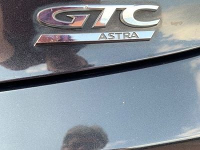 Opel Astra GTC