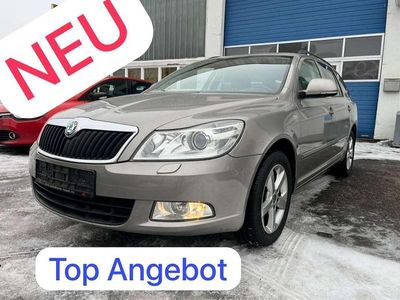 Gebraucht Skoda Octavia Family 122 PS (89 kW) 2011 Cappuccinobeige metallic Kombi