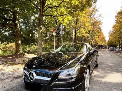 Używany Mercedes SLK250 AMG 204 KM (150 kW) 2012 Czarny Kabriolet