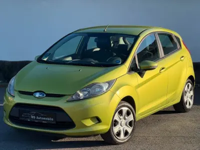 Usata Ford Fiesta Trend 82 CV (60 kW) 2009 Verde Berlina