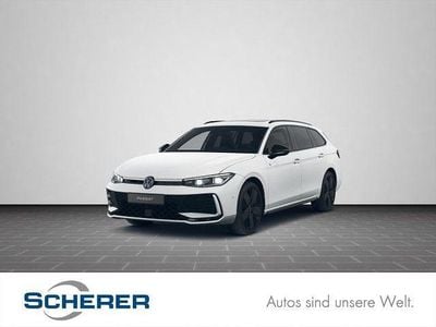 Second-hand VW Passat R-line 150 CP (110 kW) 2025 Alb Break