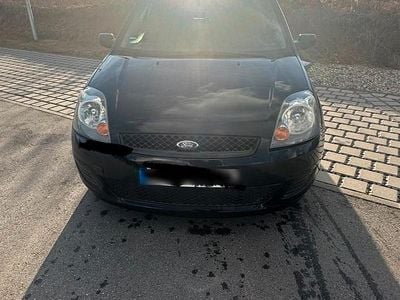Gebraucht Ford Fiesta 68 PS (50 kW) 2007 Kleinwagen