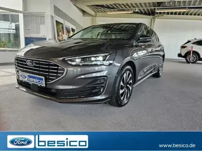 Neu Ford Focus Titanium X 155 PS (114 kW) 2026 Magneticgrau (metallic) (grau) Limousine