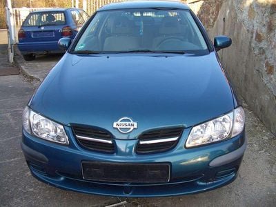Gebraucht Nissan Almera Comfort 90 PS (66 kW) 2000 Blau Limousine