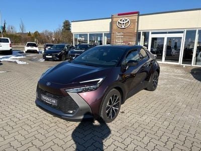 Gebraucht Toyota C-HR Team 140 PS (102 kW) 2024 Deep amethyst mica metallic / black SUV