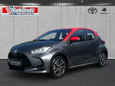 Usata Toyota Yaris Hybrid Basis 116 CV (85 kW) 2021 Grigio Utilitaria