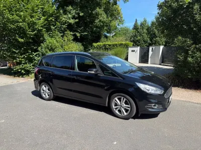 Gebraucht Ford S-MAX Business Edition 160 PS (117 kW) 2018 Schwarz Van / Kleinbus
