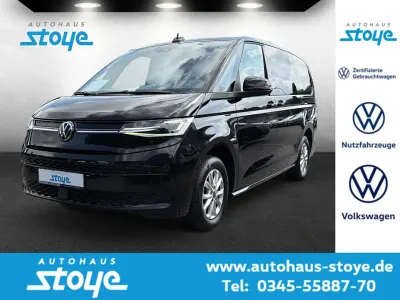 Gebraucht VW Multivan Life 150 PS (110 kW) 2023 Deep black perleffekt Van / Kleinbus